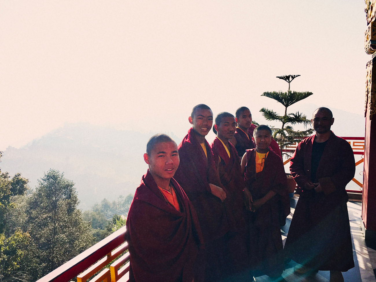 Estadía en un monasterio Budista en Nepal con vistas a los Himalayas